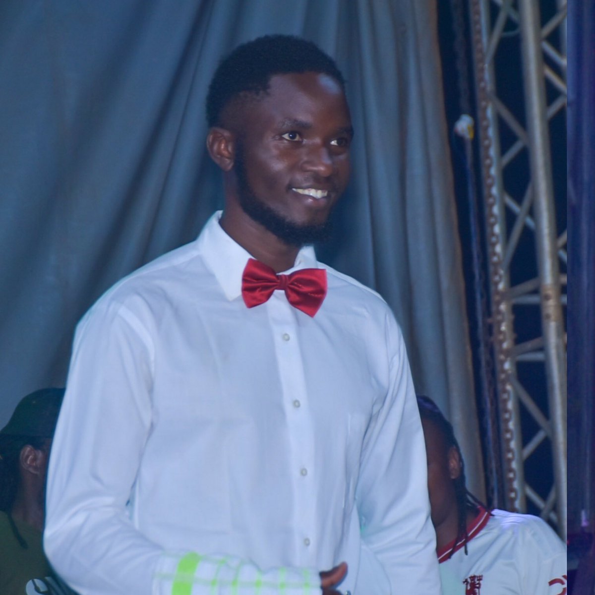 ExpressTalanta's tweet photo. Mlisema kazi ni kazi , aya basi tujitume.
Be Deligent in whatever you do.
#talantaexpress #talantaexpressat10 #ProfessionalAttire #peagentry https://t.co/8bl6ikfEYq