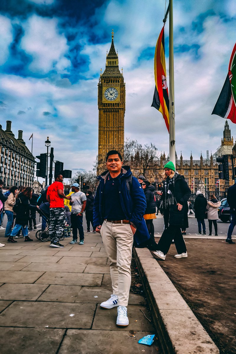 Big Ben 🇬🇧 

#london #BigBenBeauty #LondonLandmarks #TravelPhotography #IconicArchitecture #CityscapeMagic #ExploreLondon #WanderlustJourney #HistoricWonders #UrbanExploration #PhotographyPassion #DiscoverTheWorld #TravelDreams #InstaTravel
Link 👇
instagram.com/p/C3kFm34MwL6/…