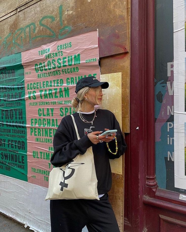 writerinparis's tweet image. tuesday