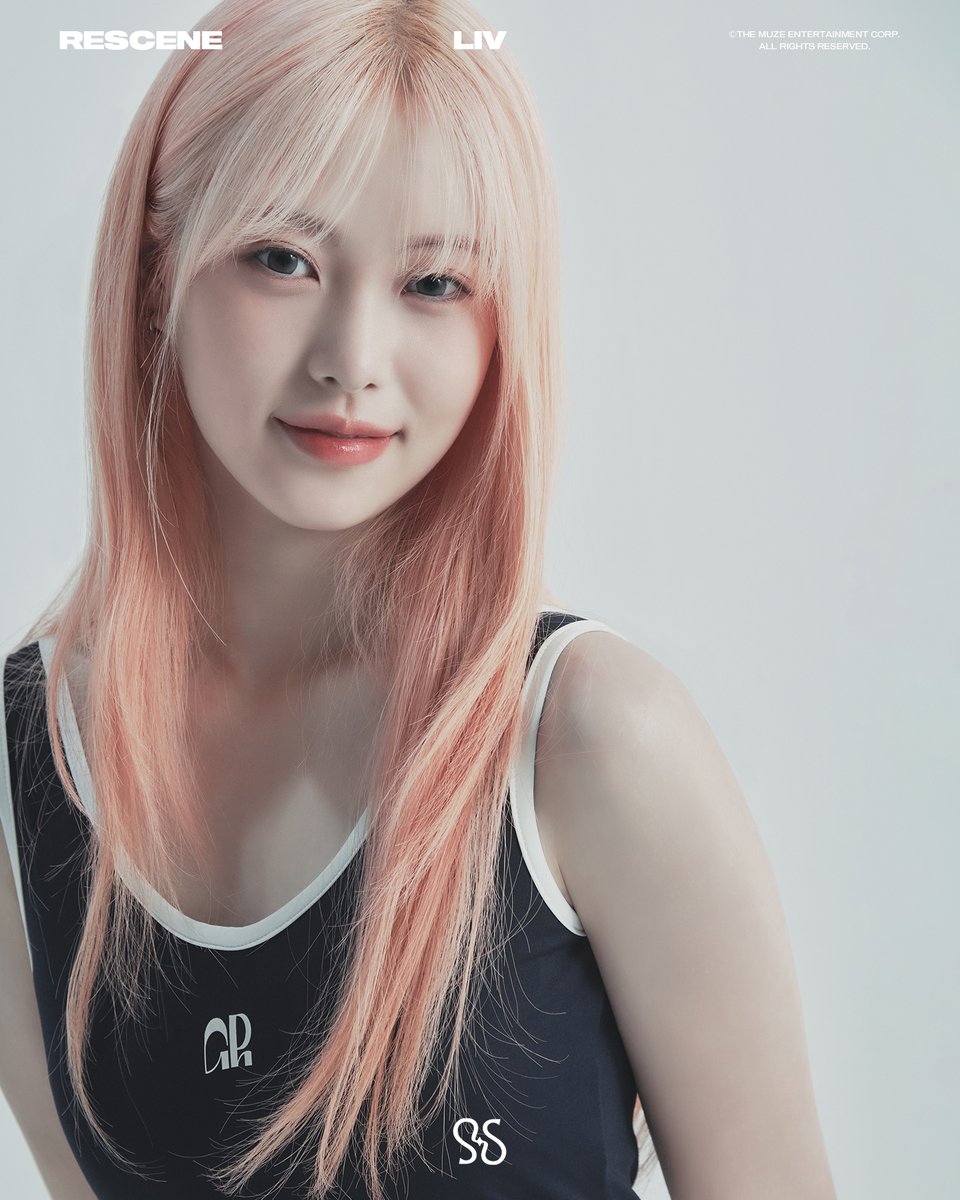 RESCENEofficial's tweet photo. RESCENE(리센느) #5-1 LIV(리브)

Our scent touches you

#RESCENE #리센느
#LIV #리브
#Debut_Photo https://t.co/RcLngOfLAw