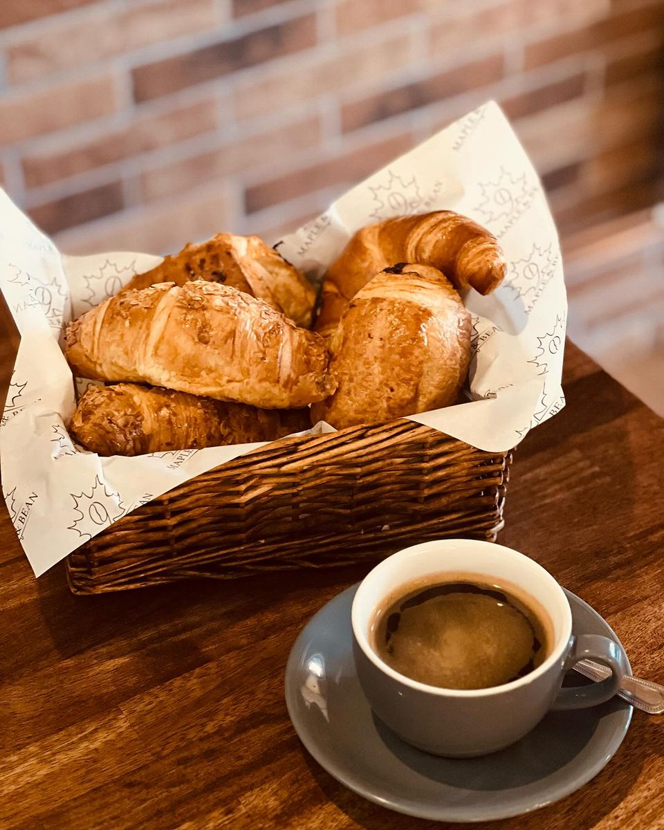 Do breakfast right with our newest tenant, Maple &amp; Bean. 

Visit them at 28 Morgan Arcade 💓