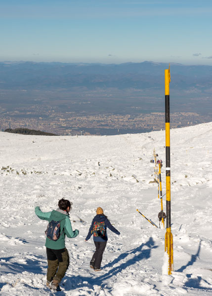 oggoyoung's tweet photo. Embraced by the crisp mountain air, a day at Vitosha Mountain near Sofia, Bulgaria, is a dream come true. Traversing the tranquil paths to the majestic Black Peak on a sunny winter day is an experience beyond compare.
#BlackPeak #SofiaBulgaria #VitoshaMountain #photography https://t.co/sUhpm6CNzR