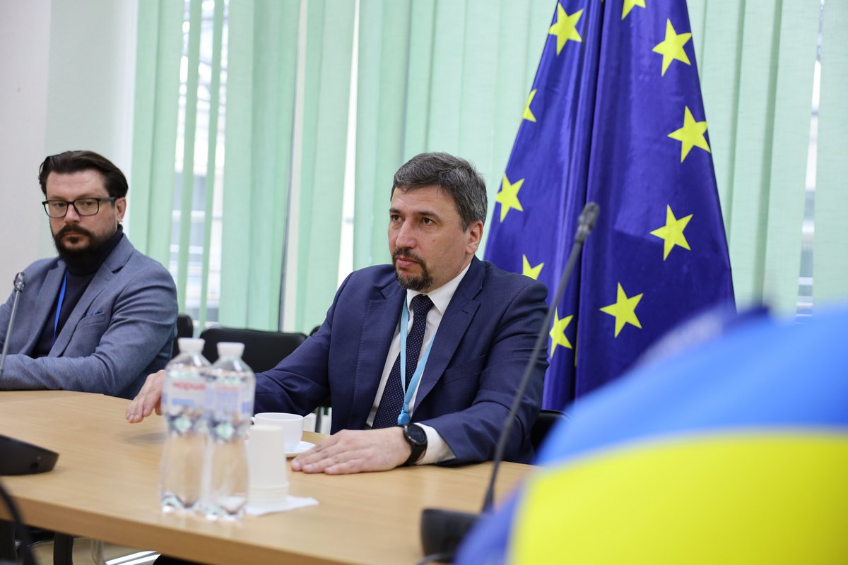 Upon his arrival in Kyiv, former President of Switzerland and a candidate for Council of Europe Secretary General, @alain_berset , met with the team of the Council of Europe Office in Ukraine, led by the Head of Office, Maciej Janczak.
