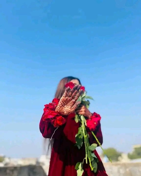 Diyagulm's tweet photo. ھم نے تیرے لحاظ میں ٹھکرا دیا جِسے.!!
~ وہ با ادب تھا اور نہایت حسین  بھی
#LondonFashionWeek2024
#BushraBibiNeedsHelp
#ImranKhanZindabad https://t.co/hTam8PGFDL