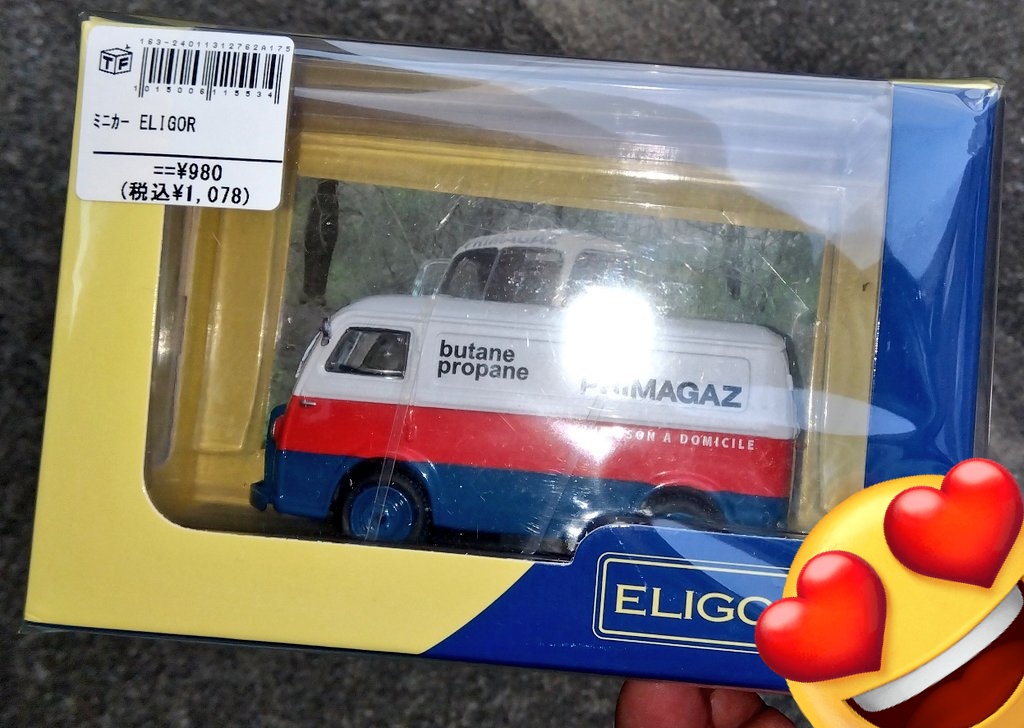 ELIGOR
1/43 ルノー　エスタフェ

いいの見付けて
更に
#トレファク　のアプリ割引あったから500円くらいで買えちゃった☆