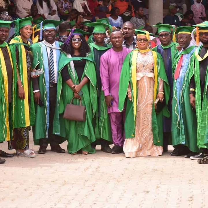 FaithFaithzy's tweet photo. I am excited to share that I have successfully bagged a Masters Degree in Society and Development Studies from the prestigious University of Abuja 💃💃. The journey wasn't an easy one but God and family came through for me. 
Cheers to the future! #graduation2024 #future https://t.co/mqDAzTOCXR