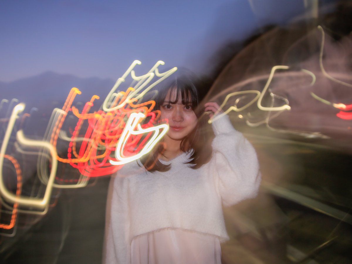 犬山

model：#花咲にこ さん
         
🏠 #犬山橋
📷 #SIGMA 50mm F1.4 DG art
   こーゆーのも程度に^ ^

  #夕日撮影 #good_portrait_world
#写真好きな人と繋がりがたい 
#摄影 #キリトリセカイ #ストロボ撮影