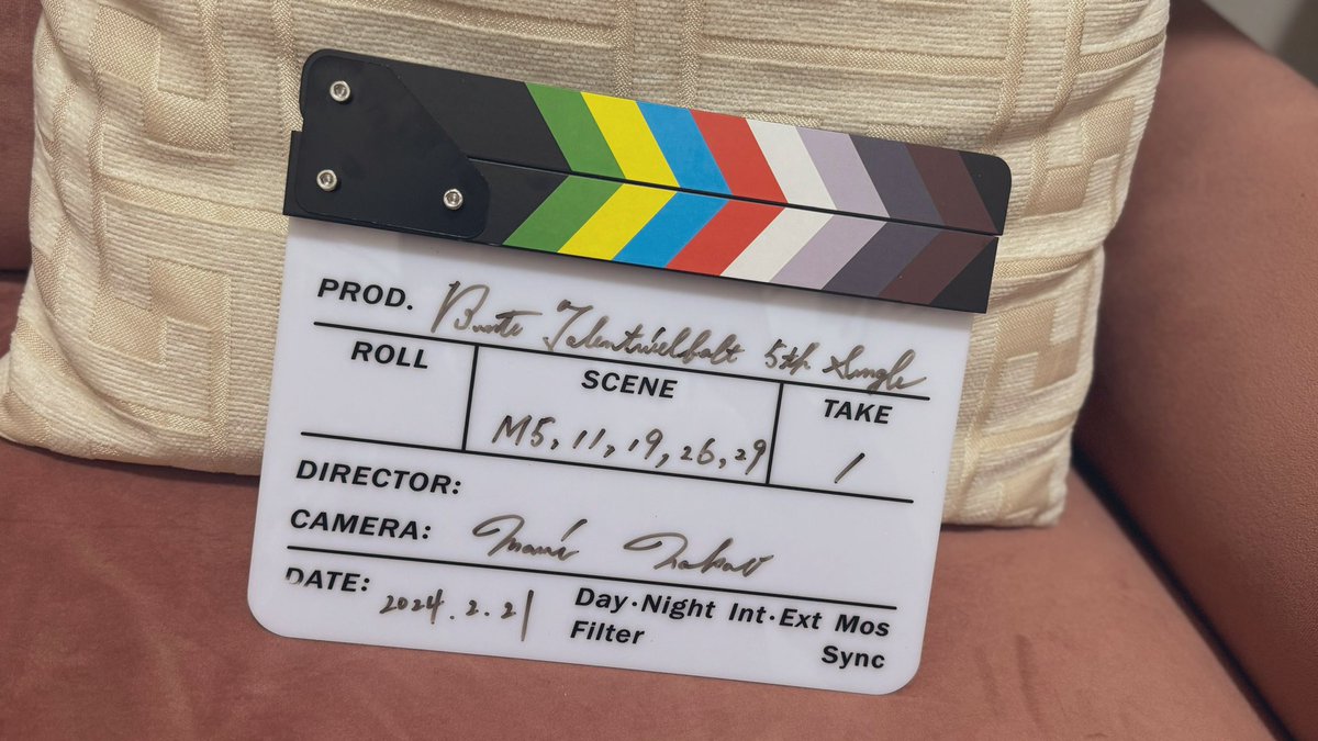 明日はブンテMV撮影🎬
キャスティングとか天候の関係で
香盤など変更が多くて
もう準備がてんやわんやですが
何とか撮れそうです！

あとは自分も
演者モードにならなければ(笑)