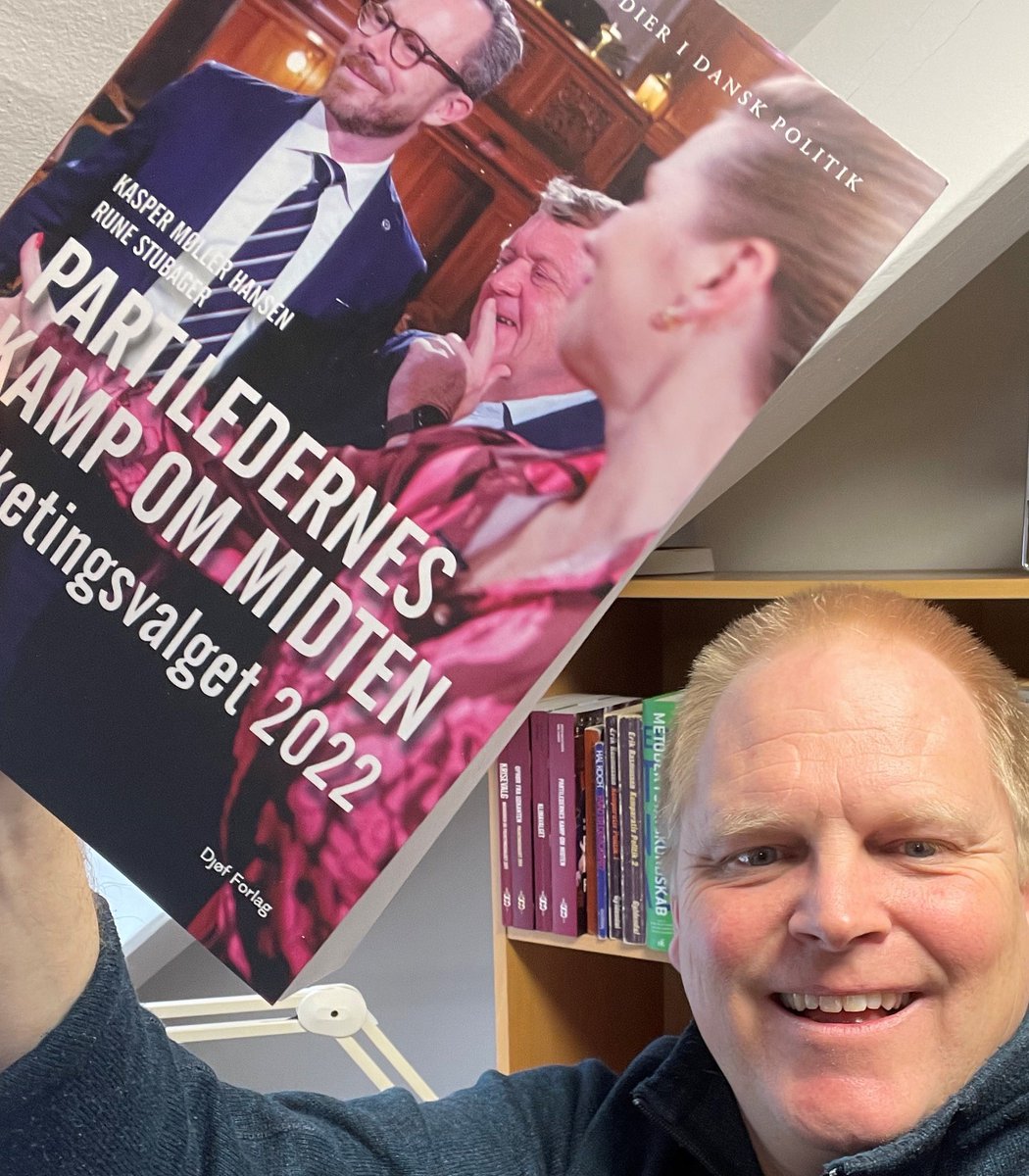 På torsdag sker det. Valgbogen med alle analyserne af seneste folketingsvalg slippes løs. De mange forfattere: @mvinaes @KarinaKosPed @soerendamsbo @MadsHoveThy, @henrikseeberg, @fghjorth @chdausgaard @kimandersen88 @fkjoellerlarsen og m.fl. sidder på spring. Udgives Djøf Forlag