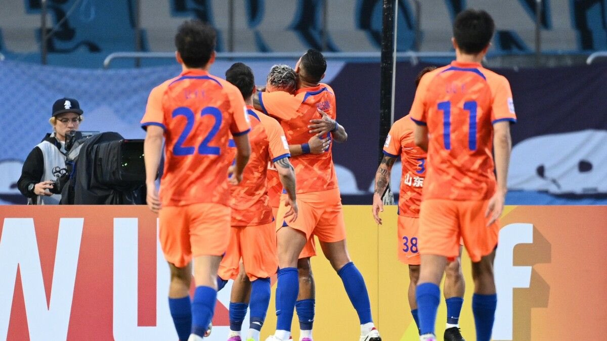 TheAFCCL_jp's tweet photo. 🏆#ACL 2023/24 ラウンド16
✨第2戦 #KWFvSHD✨
📋試合結果
🇯🇵#川崎フロンターレ 2-4 #山東泰山🇨🇳
(2戦合計 5-6)
📋試合レポート(英文)はこちら⏬
https://t.co/kEjDx1FqIx https://t.co/x8dlhjvc8f