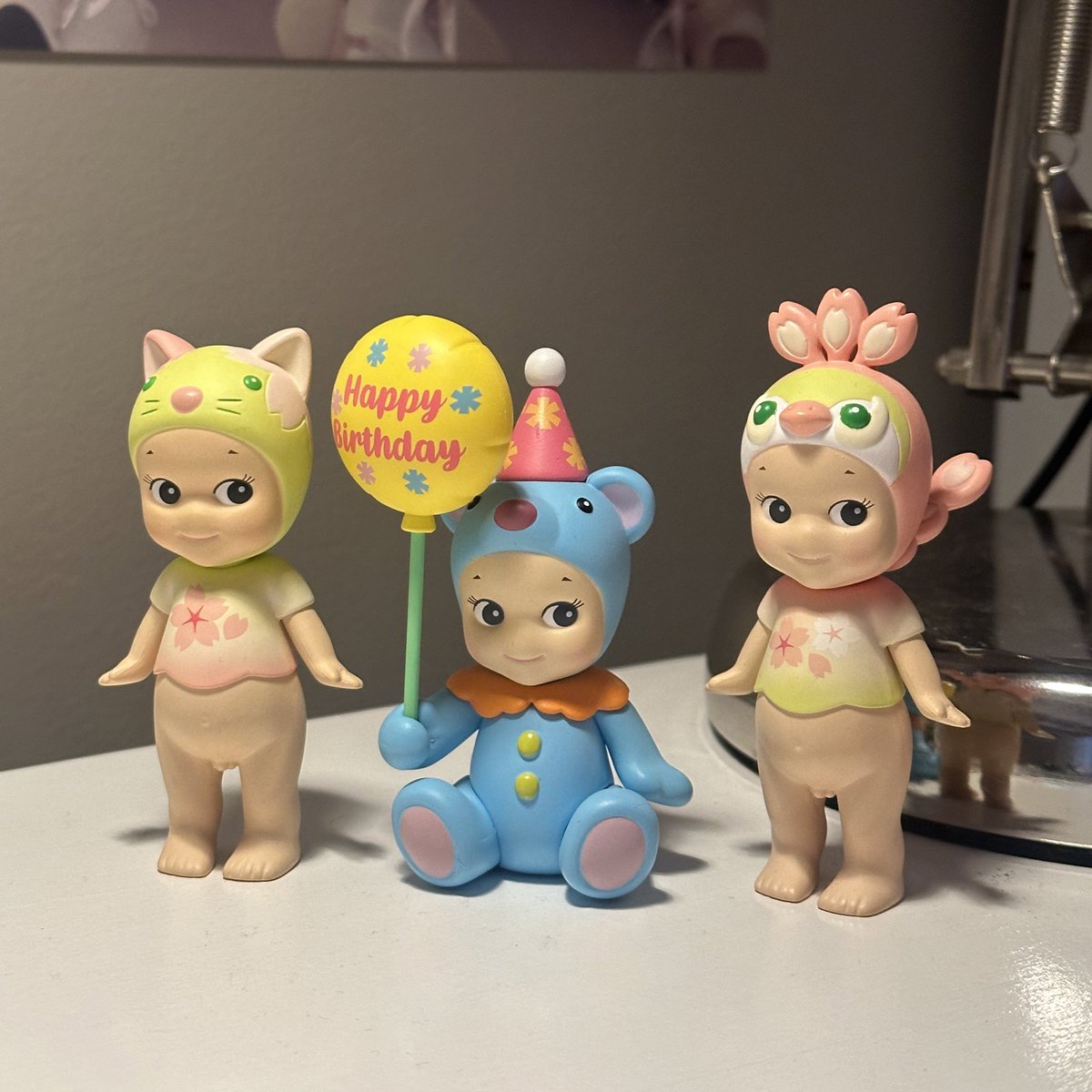 nyziou's tweet photo. wts lfb ph

sonny angel
cat &amp; peacock cherry blossom spring series
blue bear birthday gift series

- selling as a set only
- can do sdd / shipping
- loc: katip
- x sensi

set price: 1,7k https://t.co/VkmewlUhiP