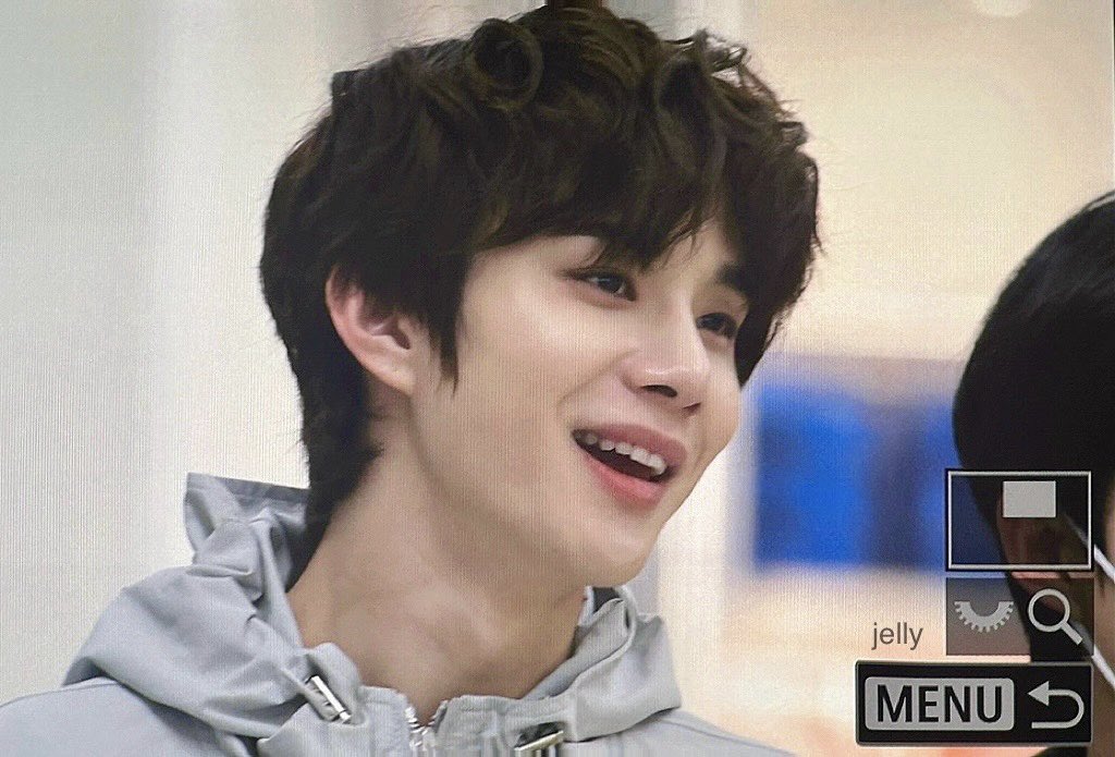 jelly_zw's tweet photo. 240220 HND #정우 #JUNGWOO #NCT127 https://t.co/9Mqi5VVryt