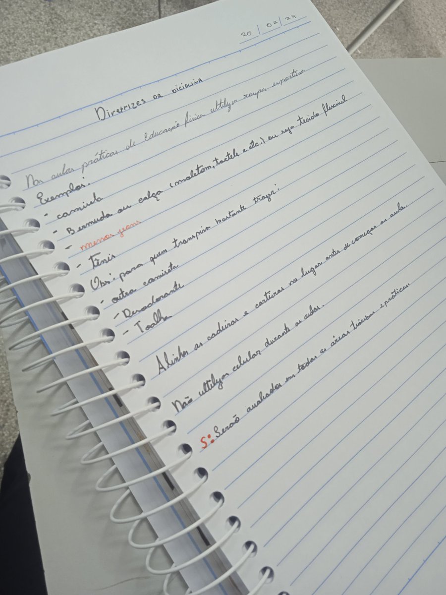 studyestriz's tweet image. já começamos a aula assim, minha letra é horrível.