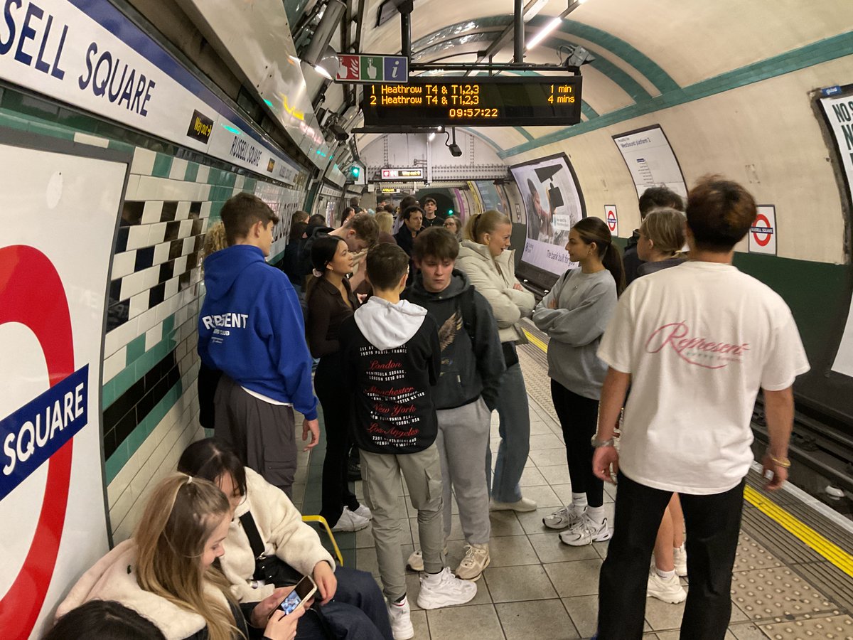 Art Dept. at Bolton School Girls’ Division tweet media