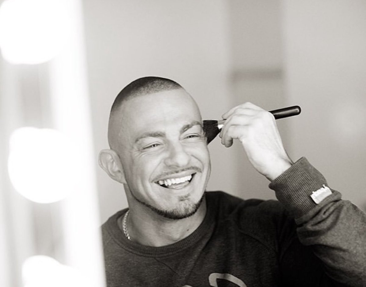 ShirleyBallas's tweet photo. I’m very saddened to hear the devastating news about this beautiful human being this morning. 💔 Robin Windsor… kind, gracious, gentle and extremely hard working. 

A wonderful dancer, true gentleman, good soul &amp; so very young. 

You will be missed by so many. Rest in Peace. Xx https://t.co/MijKj6o8vK