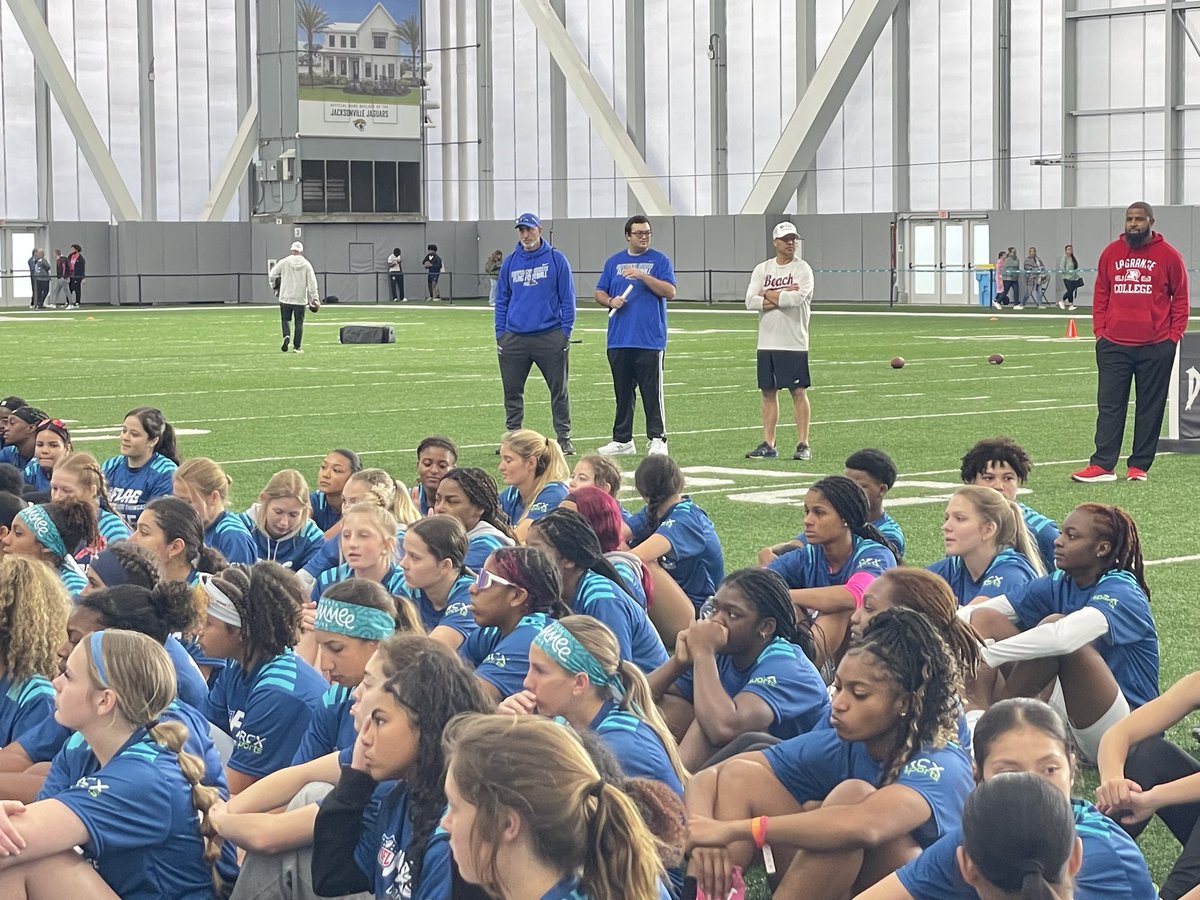 These girls had a blast at the <a href="/Jaguars/">Jacksonville Jaguars</a> qb clinic and college showcase.