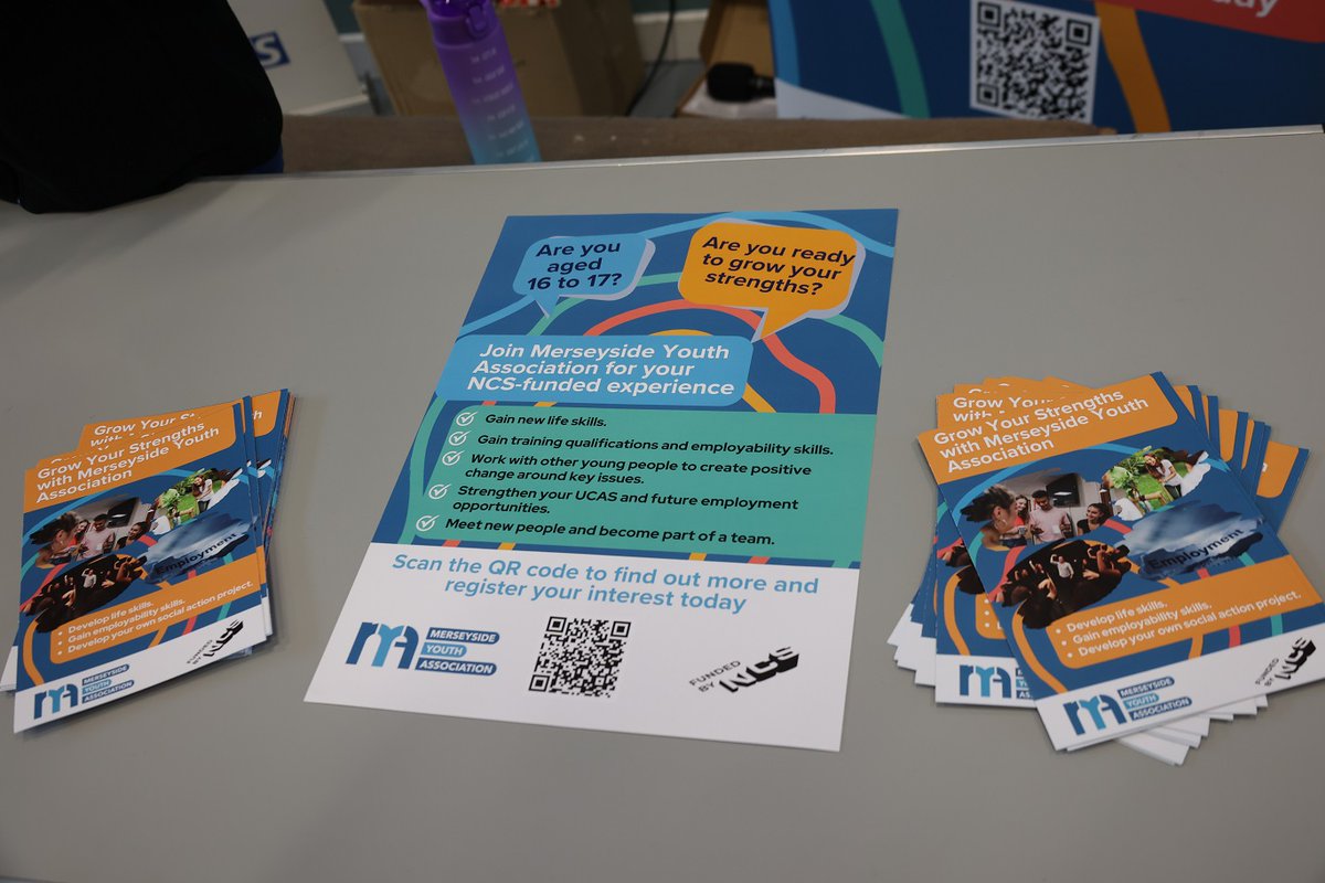 If you're out & about at events in Merseyside, keep 👀 out for our @NavigatorsMYA Based at @alderhey @LivHospitals, Navigators identify vulnerable 10-25 y/'s, helping them access support, preventing escalation, reducing risk of repeat victimisation & exploitation @merseysideya