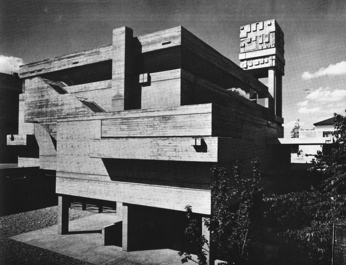 FedeItaliano76's tweet image. Cold War aesthetics

West German post-war churches, or: How geopolitics shaped the spiritual