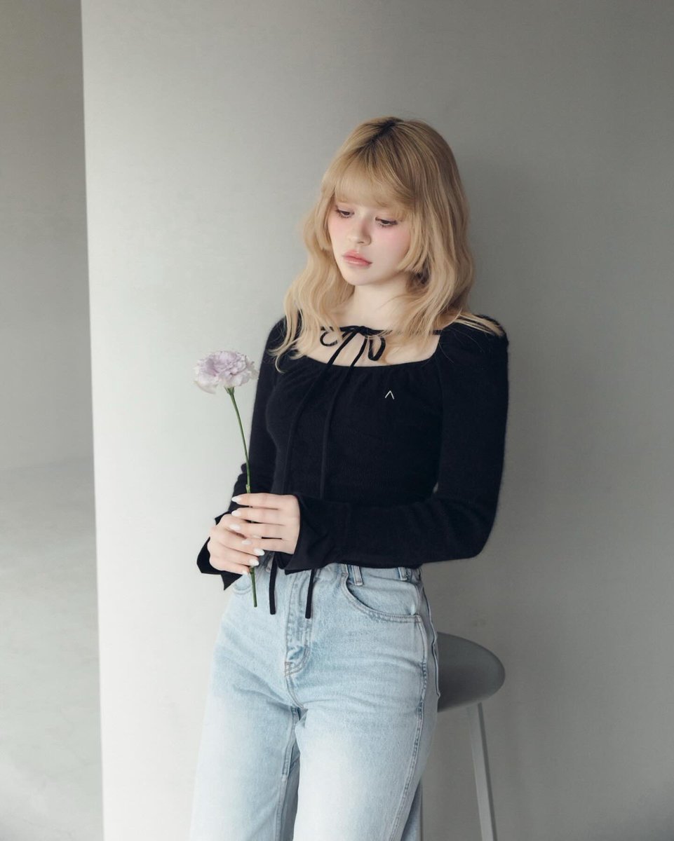 Helena ribbon tops andmary