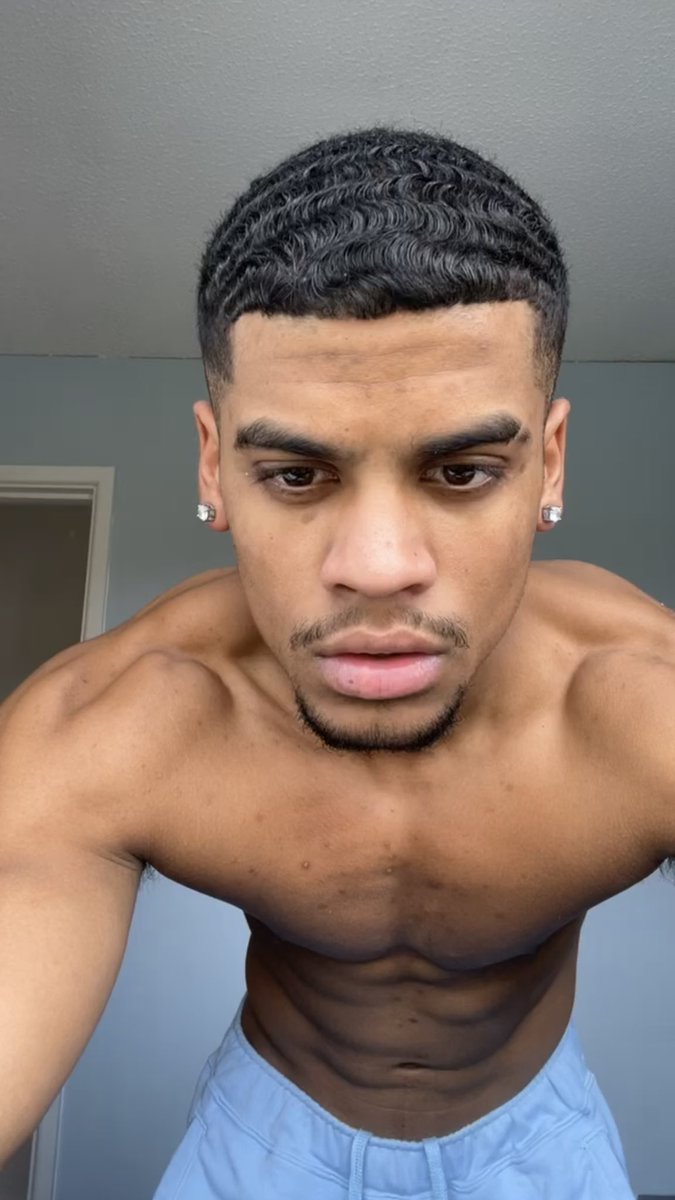 Jacob_WestXXX's tweet photo. The Face - The Dick 🍆😈

RT if you’d let me fuck you 💦 https://t.co/6bzbwmPq8q