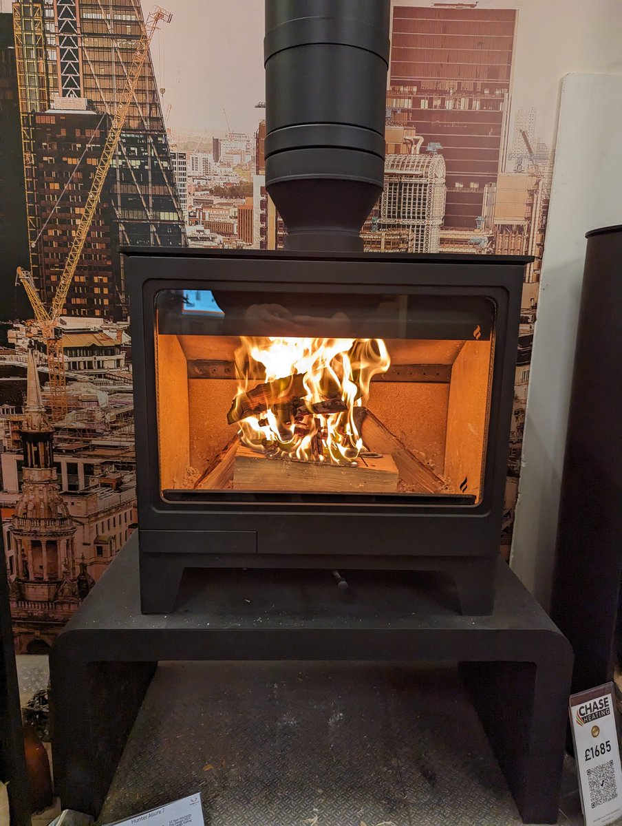 chase_heating's tweet photo. We are getting to that time of the year where you use your stoves less often. 
Now is the perfect time to get your stove and chimney swept, so you're ready for when the colder months roll around again🔥🥶
Contact us or @hetas_uk to find your local chimney sweep https://t.co/a9VrqYD8xG