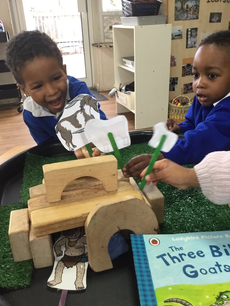 NurserySilas's tweet image. Nursery explored different materials to make a new bridge for the 3 Billy goats gruff to safely cross to the nice green grass 🐐 🐐 🐐 🧌 #constructing #storyplay @stsilasschool @RainbowEduMAT