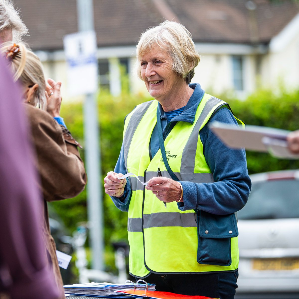 We’d like to give a BIG shoutout to our @VolResponders #Stewards for all their hard work this autumn 🍂  

With the autumn booster now coming to an end, they completed an impressive 13,000 shifts over the last few months. That’s more than 52,000 hours! 🤯  

Well done all 👏