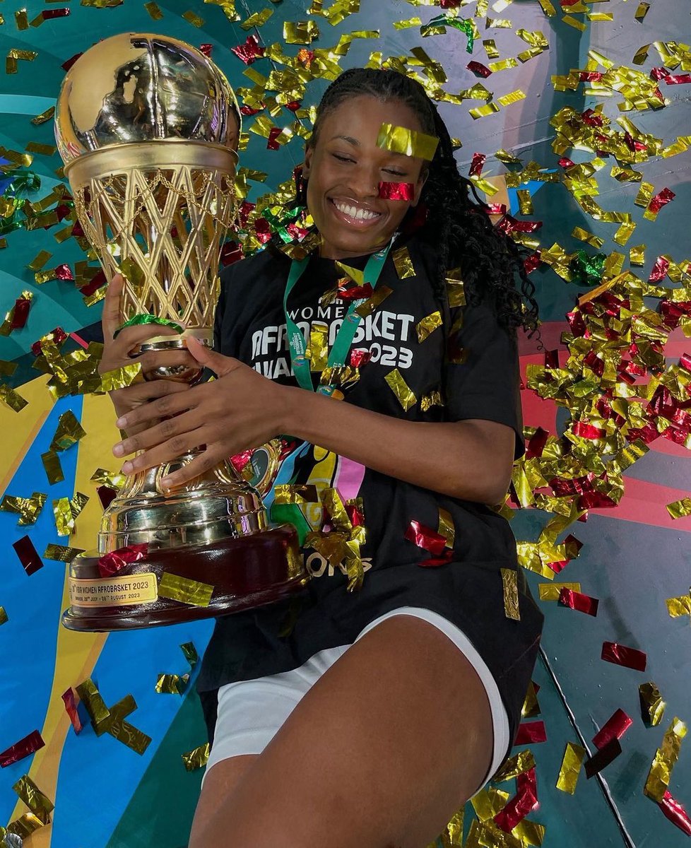 DtigressNG's tweet image. If a Trophy is not fine like this, we don’t want it! 

#throwbacktuesday #throwback #afrobasketwomen