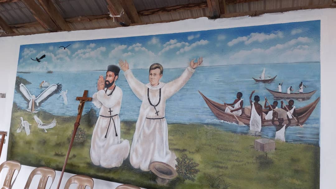 EcoBrixs's tweet photo. To mark the first #landing of #missionaries in #Uganda by #boat at #Bugoma ,Kalangala
#SseseIslands ( L.Victoria), this year we #employed the all-waste #plastics Ecobrixs boat ( #GameChanger ) to re-enact the #historicalevent 145 #years now ( Feb 1879- Feb 2024). https://t.co/Wrkv0GvOIg
