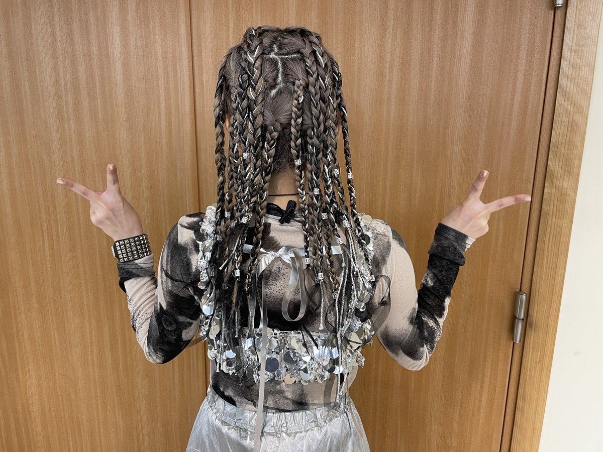 junnarockyou's tweet photo. リスアニ！LIVEの裏側ですっ✌🏻

ぜひ、ごらんくださいねっ🎥
(そういえば、髪型の写真載せてなかった、、、) https://t.co/L6yme2qzMW