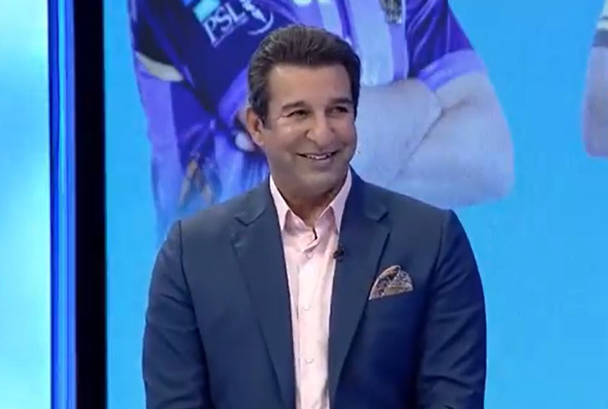 🗣️ 'The players who are not fully available for the league or those who leave the league midway should be fined and should not be picked in future' says Wasim Akram

Fair enough? #ThePavilion #HBLPSL2024