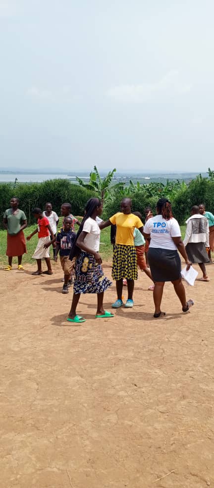 TpoUg's tweet photo. #30YearsofTPOUganda As part of #MentalHealthSupport to #refugee #children @TpoUg with funding from @EduCannotWait #FirstEmergencyResponse conducts #JourneyOfLife sessions as therapy to address their most urgent #mentalhealth #challenges &amp; full recovery #30YearsofTransformingLives https://t.co/Y1iI0YFvlb