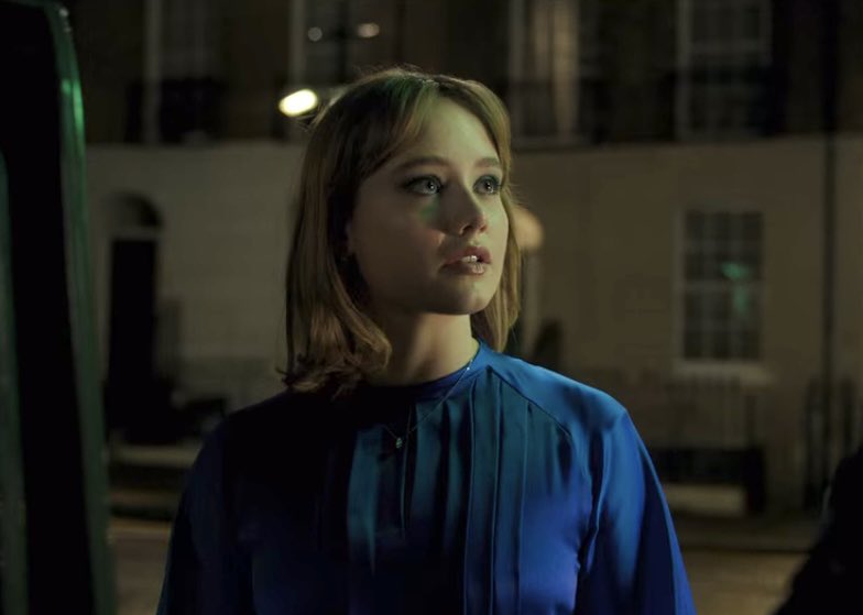 onebignxthing's tweet photo. lucy heart-eyes-for-lockwood carlyle makes me giggle and kick my feet
#HappyLilGhostie #SaveLockwoodandCo https://t.co/yI391vyXJL