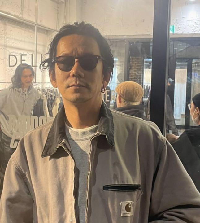 著名人着用モデル解説③ 本日はインテリアデザイナーやライター、俳優