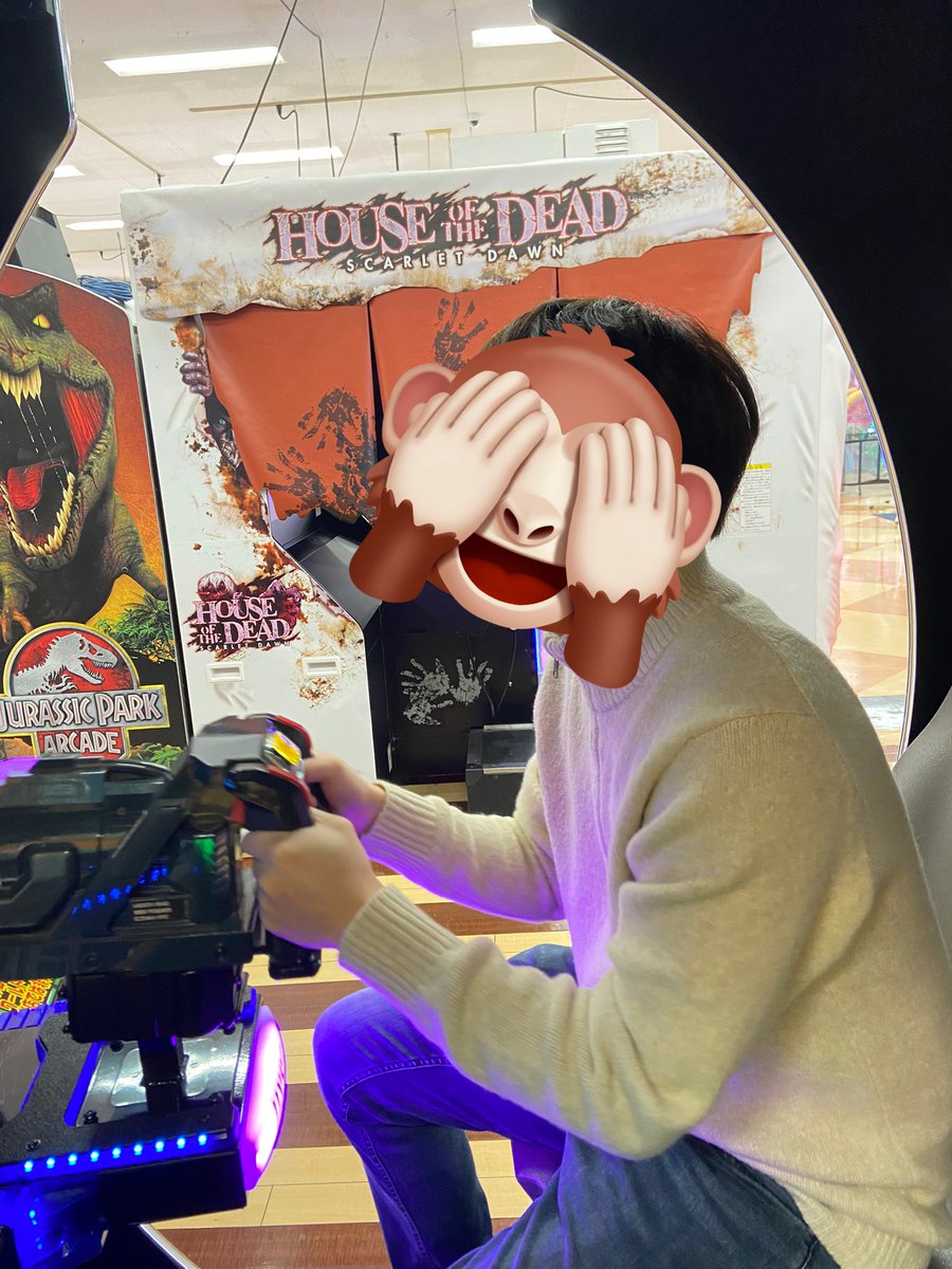 misakinakazono's tweet photo. 今日はお寿司食べて、コストコいって、
トリアスの中のゲーセンで遊んで、
帰って、ハリーポッターみて、
ゲームこれからするという。
なんかデートしたw

今日は、存分にオフる日📴 https://t.co/0PG4d6e2YN