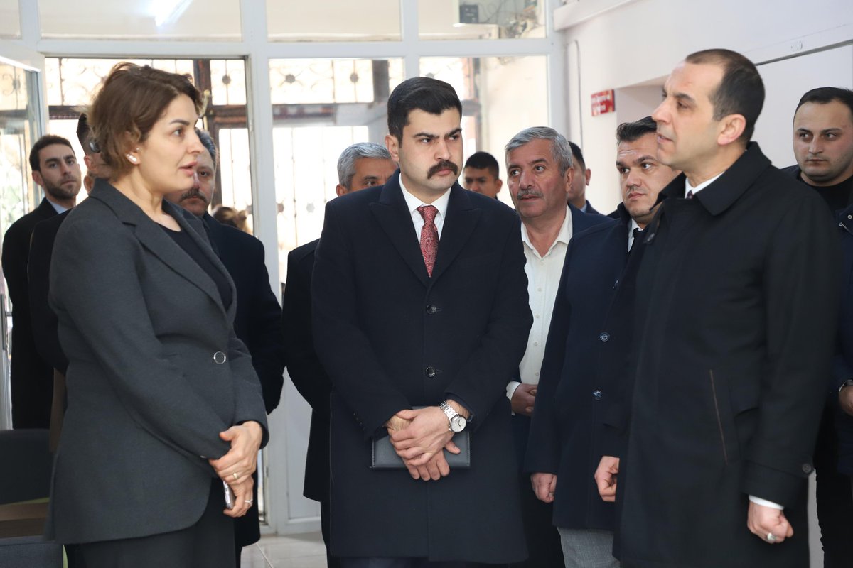 Valimiz Sn. <a href="/firattasolar/">M. Fırat Taşolar</a>, Eldivan Bakım, Rehabilitasyon ve Aile Danışma Merkezi ile Eldivan Huzurevini ziyaret etti.