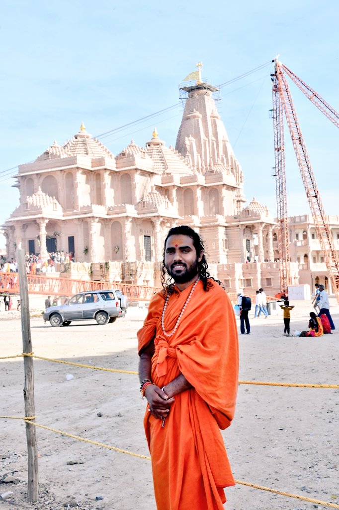 satyaprakash_ji's tweet photo. ॐ आश्रम की भव्यता अद्भुत हैं...
#Jadan #OmAshram @yogaindailylife https://t.co/vtVfCuQLe6