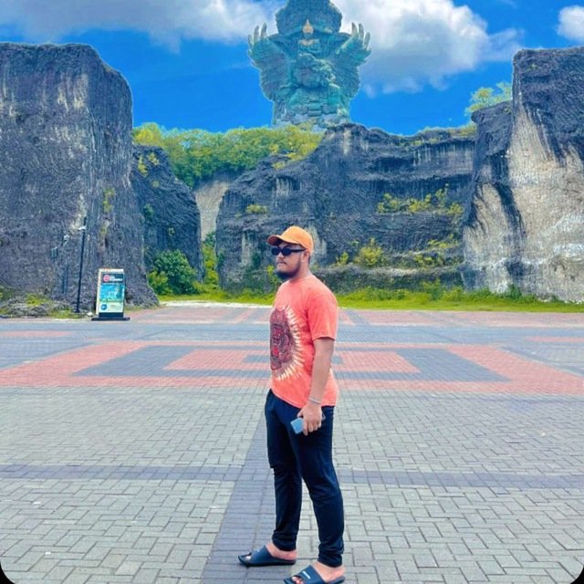 townrecd's tweet photo. OKNUM PROTITUSI ONLINE BERBAU VCS! TOLONG DISEBARKAN VIDEO SERTA DATA DATA NYA KE SEMUA SOSIAL MEDIA SECARA PERMANEN!! 
#beritaterkini #tribunviral #viralindonesia #breaking_news https://t.co/wlAcM6yvHm