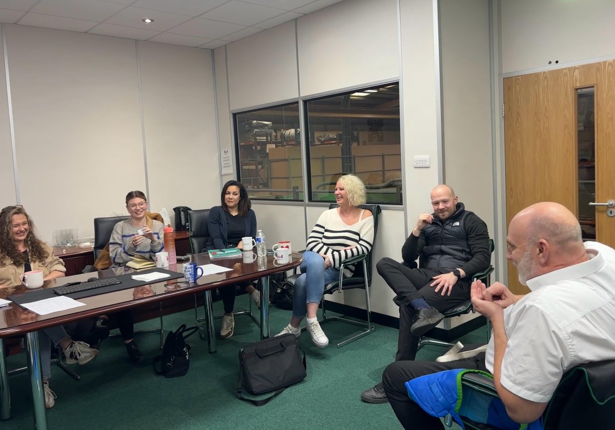 HarvestHealthUK's tweet image. Equipping our team for success!

Great to have HME Training in today to up-skill our Key Account Managers on the latest moving and handling techniques!

#movingandhandling #upskilling #exceptionalcare