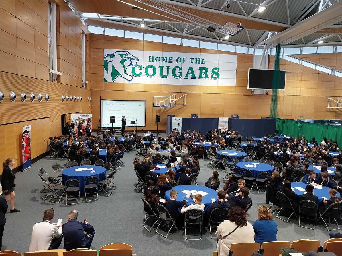 STEMLearning_AS's tweet photo. Delighted to attend &amp; champion @SurreySatro #SatroSTEMfest taking place @ACSCobhamSchool with industry &amp; employers #STEMAmbassadors @STEMLearningUK to #inspire a new generation #STEM careers inclu @CompHubKent #computing particularly encouraging girls into computing #IBelong https://t.co/Ejw3srmyaR