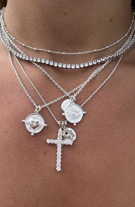 PrettyYetWitty's tweet image. tuesday ✨