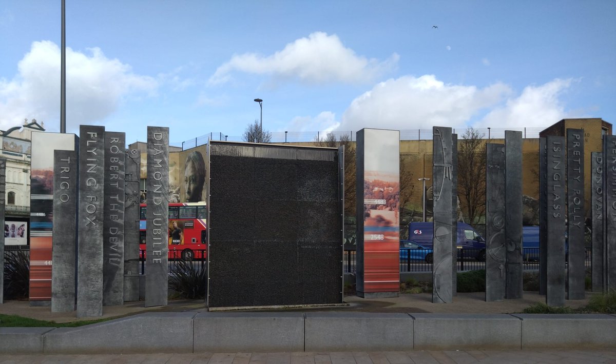 Another sunny day in Donny, and another suitably nerdy sight for me to enjoy. 

Yay, locos!