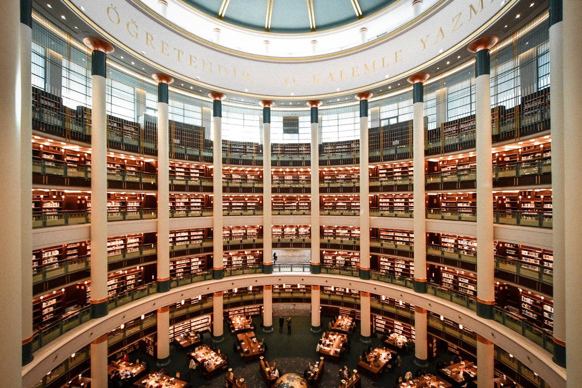 “Hangi liman büyük bir kütüphaneden daha güvenli bir biçimde açar sana kollarını?” Italo Calvino Cumhurbaşkanlığı Millet Kütüphanesi 4 yaşında… @cb_kutuphane
