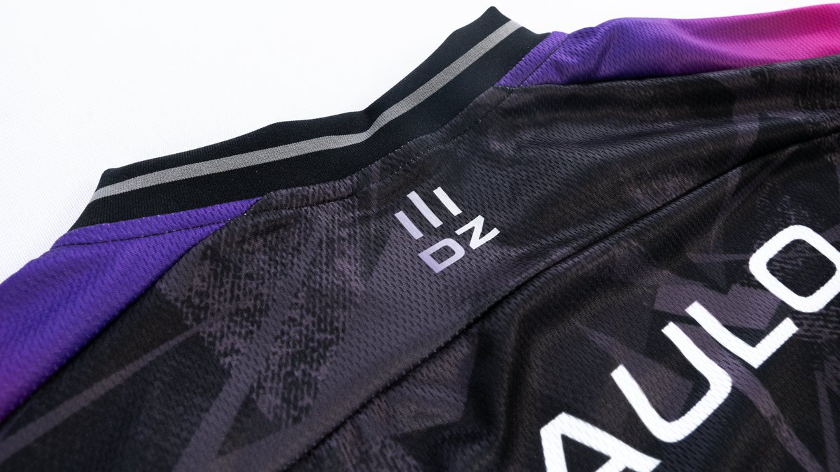 A closer look @DarkZeroGG 2024 jersey...🌌
