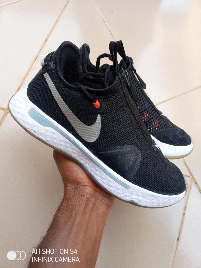SuperSlimEli's tweet photo. SOLID, FINE AND AFFORDABLE
Clean First Grade shoes

Frame 1: Size 41
Frame 2: Size 39
Frame 3: Size 41
Frame 4: Size 40 

Price: N9,000 each
Location: Jos
Waybill available Nationwide

08134469612 https://t.co/voVVOMGBLR