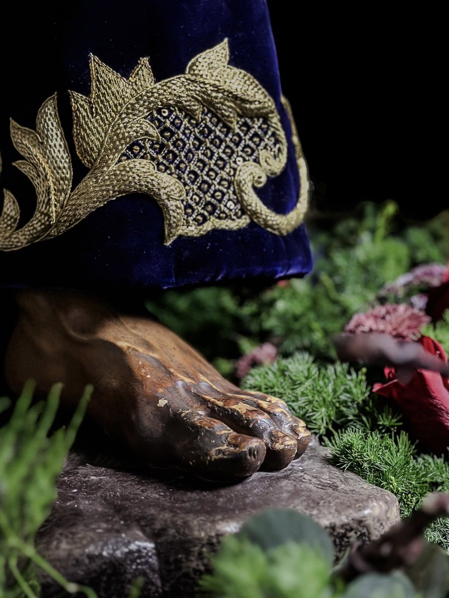 Benditas sean las huellas que soportan tus pisadas 💜