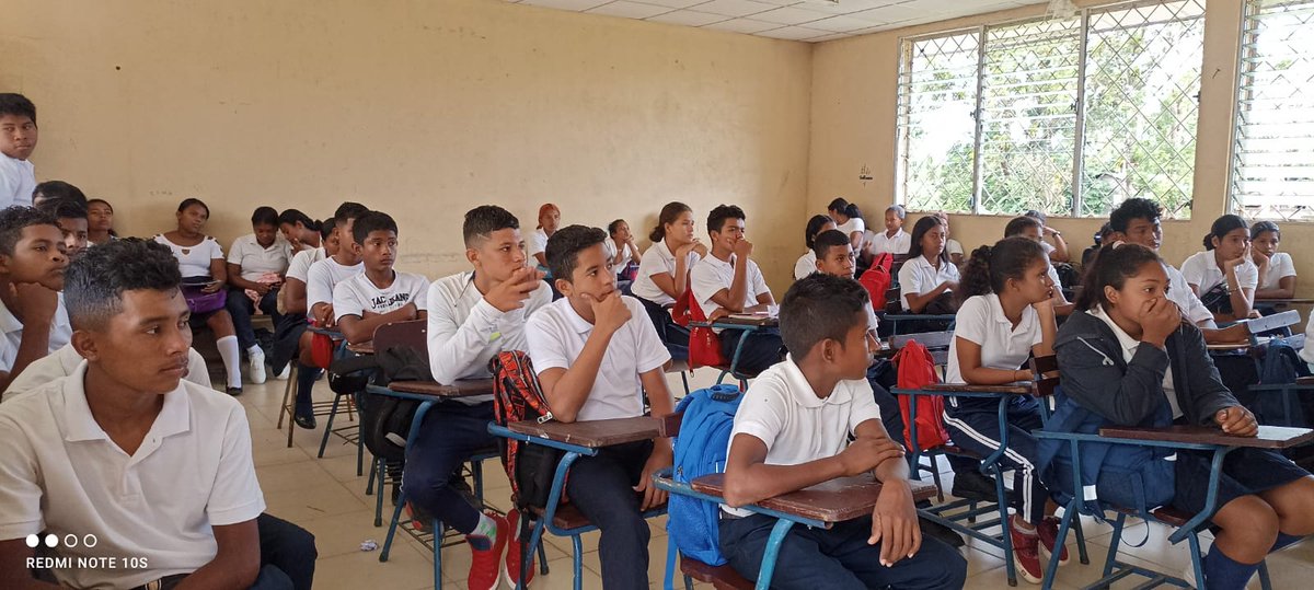 MarenaNicaragua's tweet image. En el colegio #INOS, localizado en el municipio de Waspam, Caribe Norte, llevamos a cabo charla ambiental para compartir con los estudiantes la importancia de evitar incendios forestales y agropecuarios en áreas protegidas.

#EvitemosLosIncendios
#Nicaragua
#MARENA