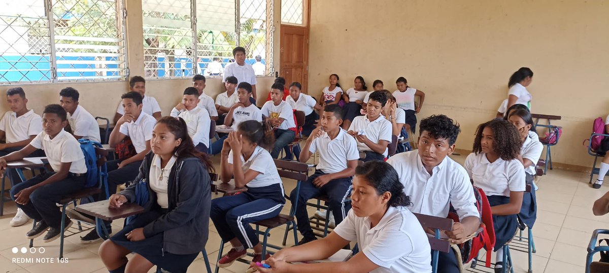 MarenaNicaragua's tweet image. En el colegio #INOS, localizado en el municipio de Waspam, Caribe Norte, llevamos a cabo charla ambiental para compartir con los estudiantes la importancia de evitar incendios forestales y agropecuarios en áreas protegidas.

#EvitemosLosIncendios
#Nicaragua
#MARENA