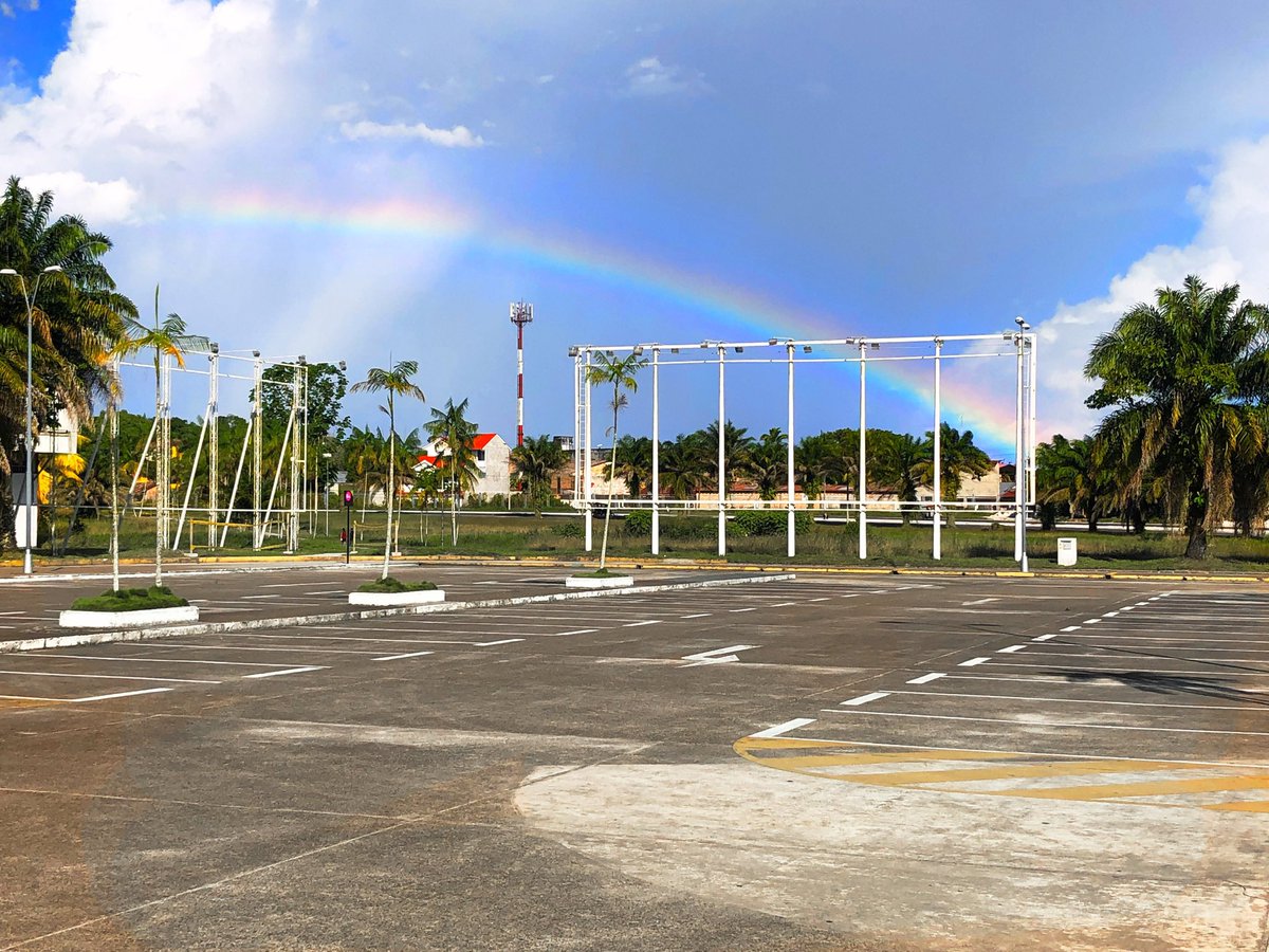 clickrob's tweet photo. @ThePhotoHour Rainbow landing at Iquitos Airport, Peru. https://t.co/JegzDMBM0K