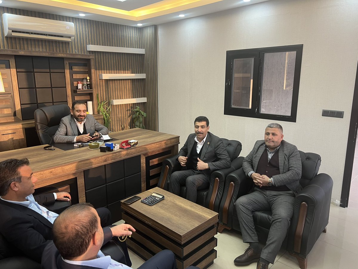 Vatandaşlarımızın bire bir muhatap olduğu Eyyübiye ve Harran’dan  kıymetli muhtarlarımız, esnaf ve üreticilerimiz ile bir araya geldik. 
#Muhtar
#Esnaf #Eyyübiye #Harran